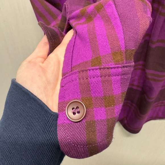 Good American Pop Thistle Easy Plaid Flannel Shirt - Picture 7 of 7